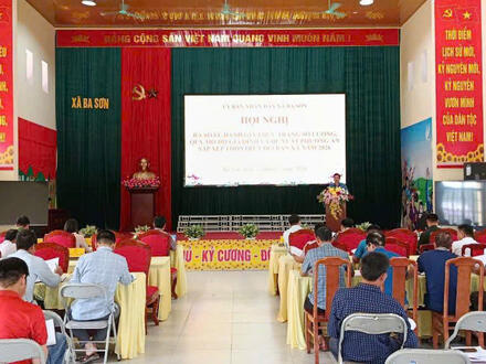 Kinh tế - Chính trị