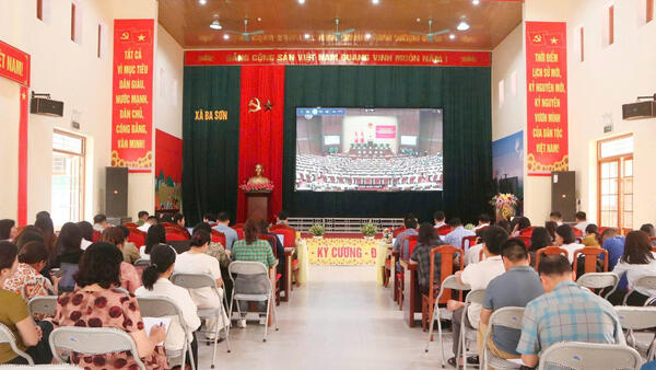 XÃ BA SƠN DỰ HỘI NGHỊ TOÀN QUỐC NGHIÊN CỨU, HỌC TẬP, QUÁN TRIỆT VÀ TRIỂN KHAI THỰC HIỆN NGHỊ QUYẾT HỘI NGHỊ LẦN THỨ HAI BAN CHẤP HÀNH TRUNG ƯƠNG ĐẢNG KHOÁ XIV