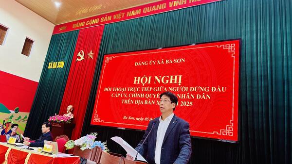 Hội nghị đối thoại trực tiếp giữa người đứng đầu cấp ủy, chính quyền với nhân dân trên địa bàn xã năm 2025