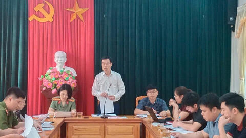 XÃ BA SƠN: HỌP THÔNG BÁO PHƯƠNG ÁN ĐỀN BÙ GPMB PHỤC VỤ XÂY DỰNG TRƯỜNG NỘI TRÚ LIÊN CẤP